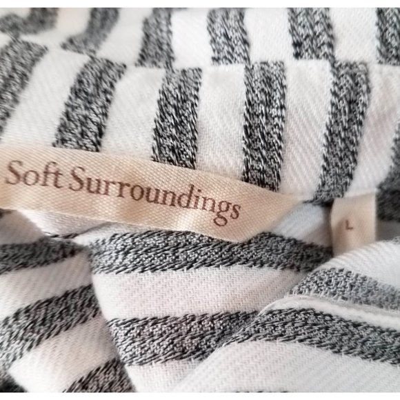 SOFT SURROUNDINGS Gray & White Striped Button-Down Blouse Women's L - Picture 4 of 5
